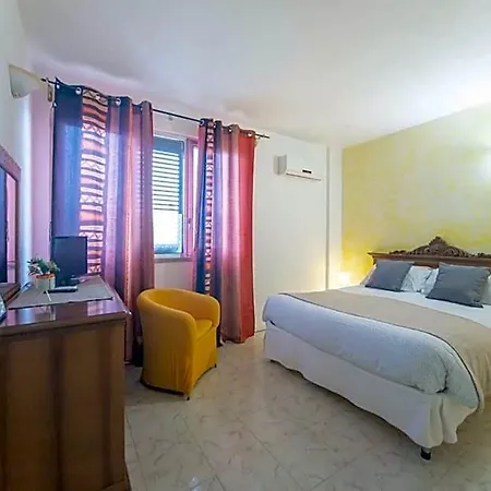 Luisss Hotel *